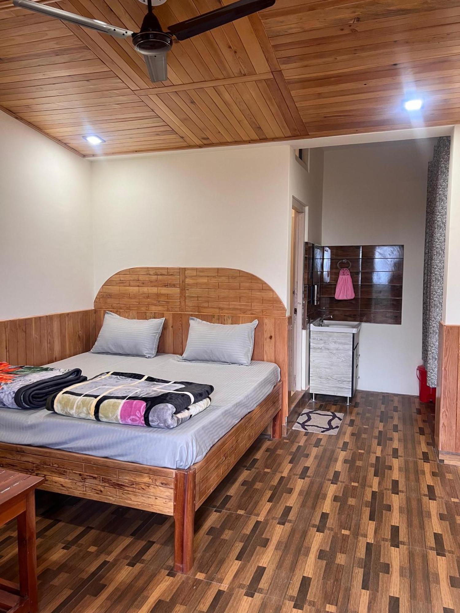 Binsar Royal Homestay Dhaulchhina, Almora Bagian luar foto