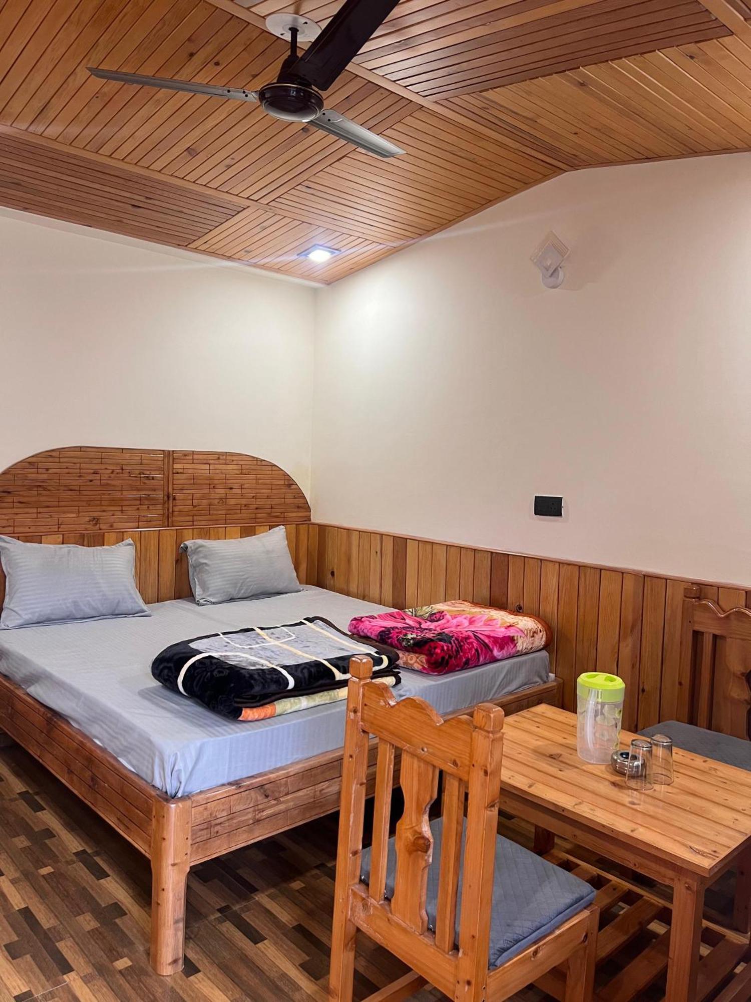 Binsar Royal Homestay Dhaulchhina, Almora Bagian luar foto